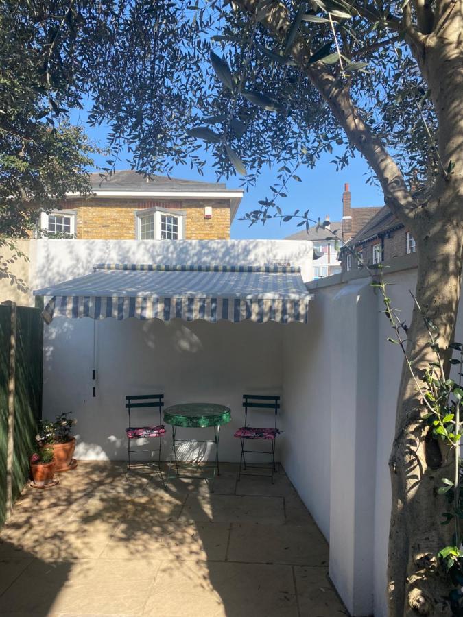 Lovely Entire 1 Bedroom Flat With Patio In Chiswick Superb Location London Ngoại thất bức ảnh